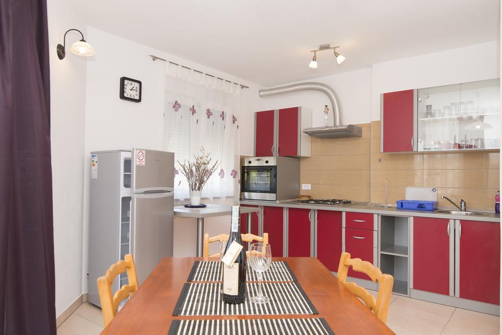 Antonija Apartment 普拉 外观 照片