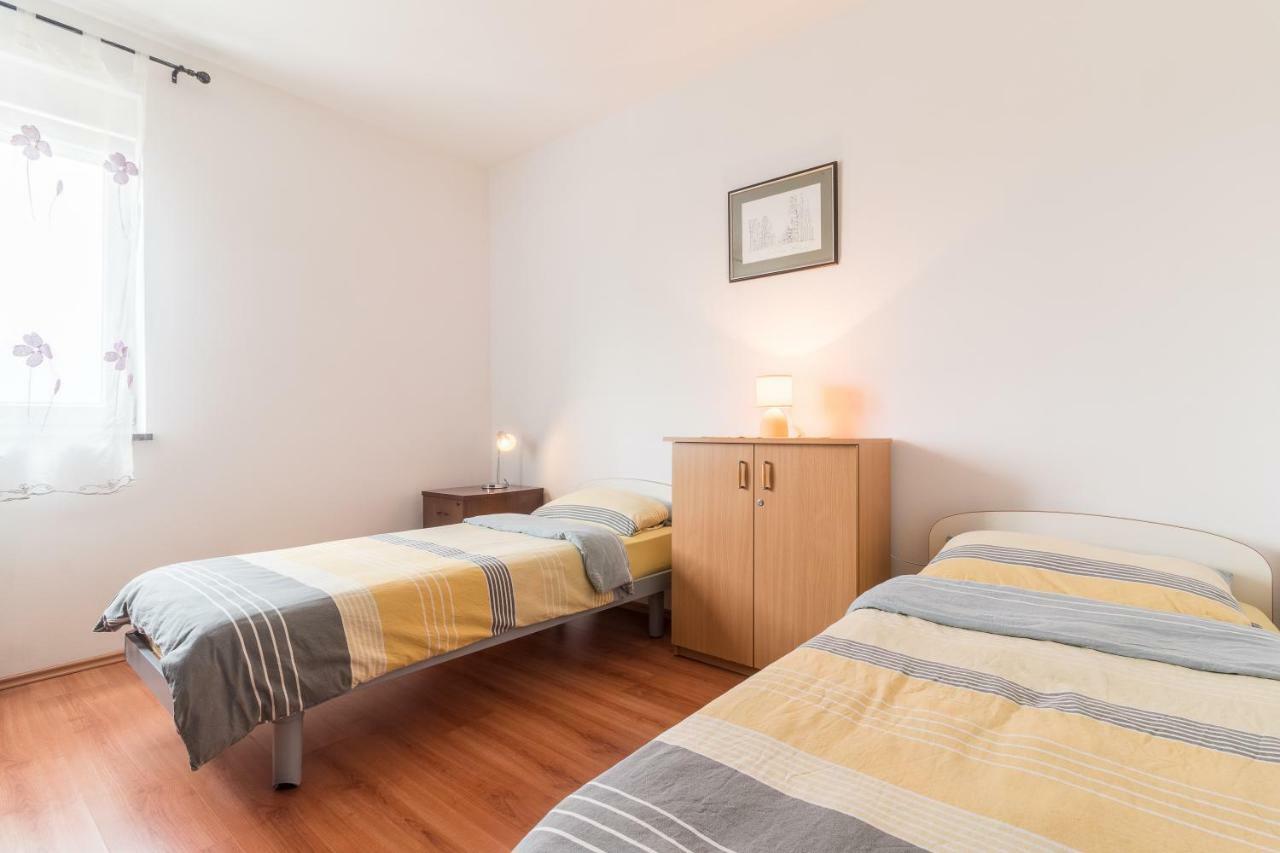 Antonija Apartment 普拉 外观 照片