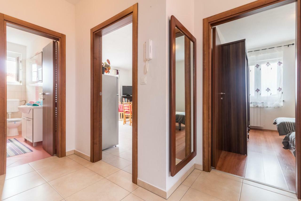 Antonija Apartment 普拉 外观 照片