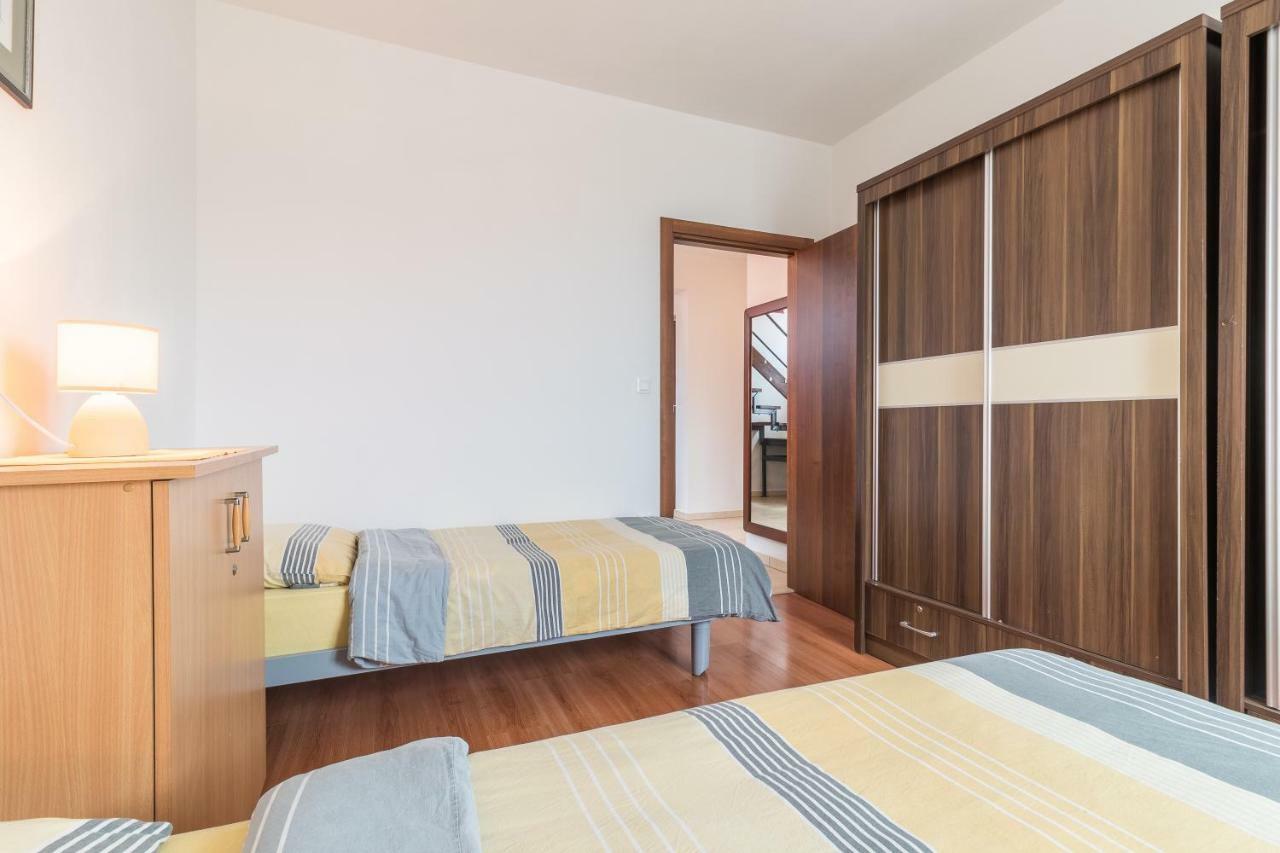 Antonija Apartment 普拉 外观 照片