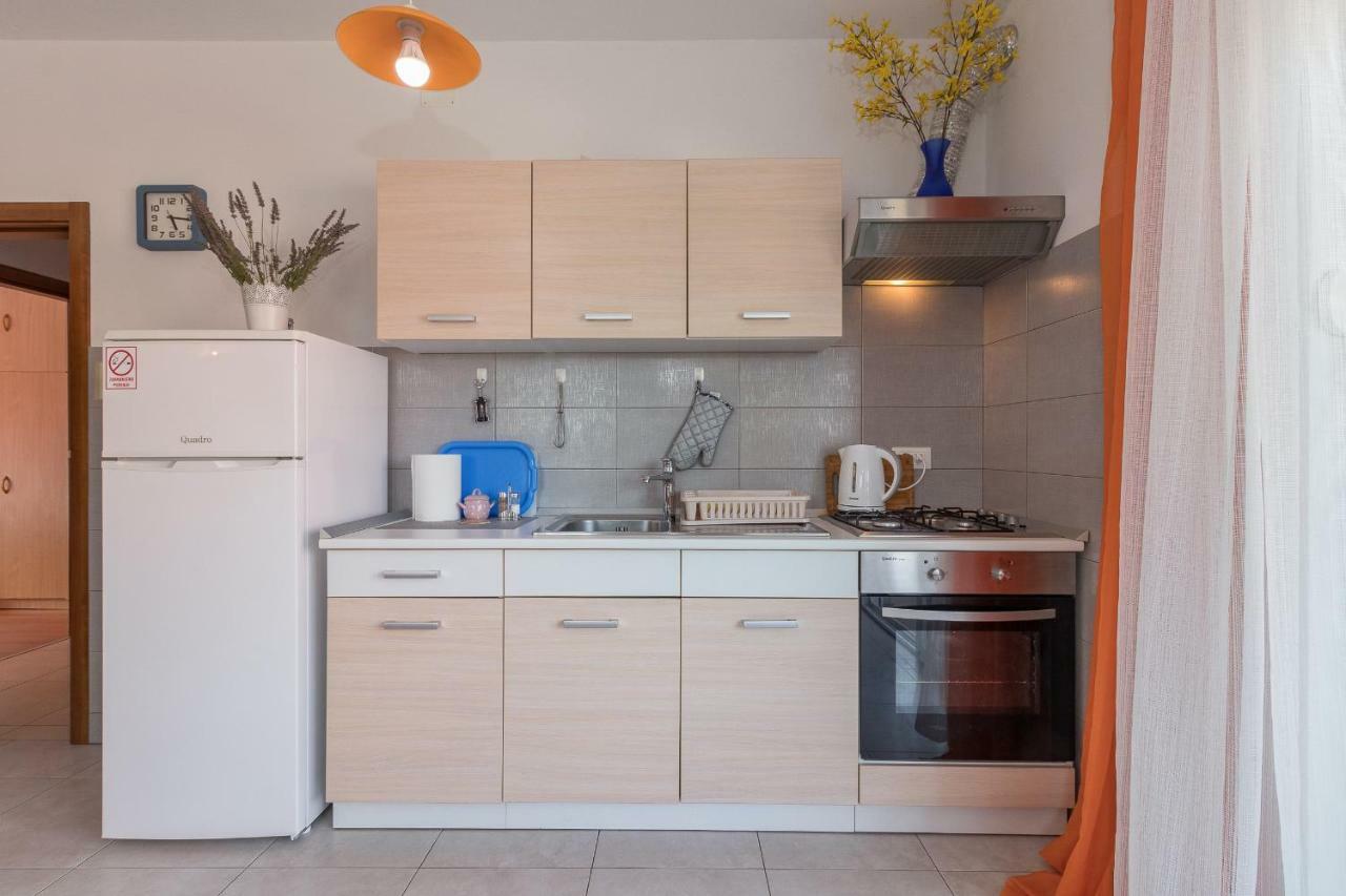 Antonija Apartment 普拉 外观 照片